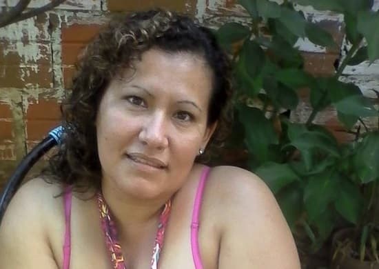 Mujer muere degollada por su expareja en Limpio