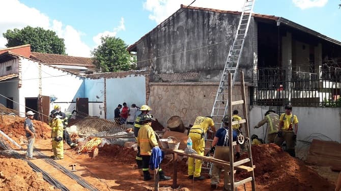 Confirman muerte de obrero sepultado en derrumbe