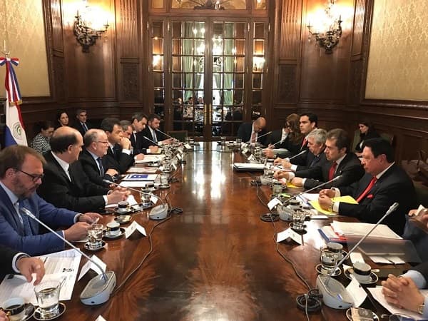 Liberan buque luego de dos semanas de retención