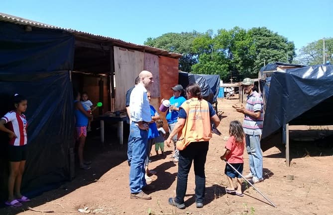 Salud envía médicos a refugios para atención a damnificados