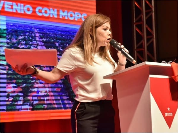 Por falta de quórum, no se trata renuncia de McLeod