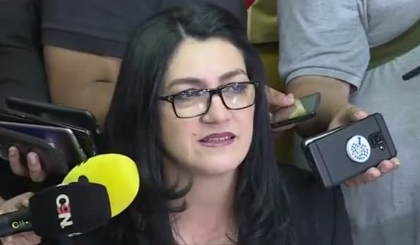 Ovelar deja viceministerio echando “sapos y culebras”