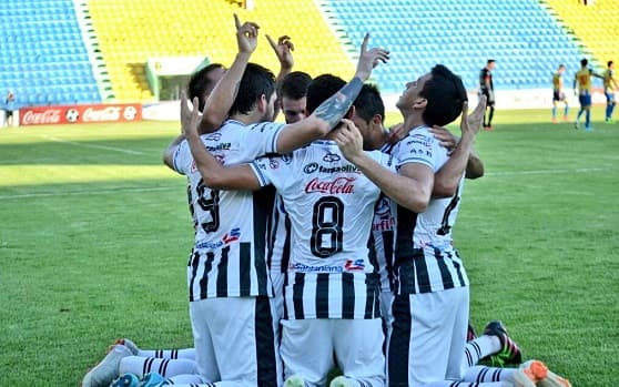 Santaní vence de visita a Capiatá