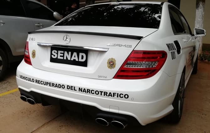Senad utiliza lujoso vehículo de detenido por narcotráfico