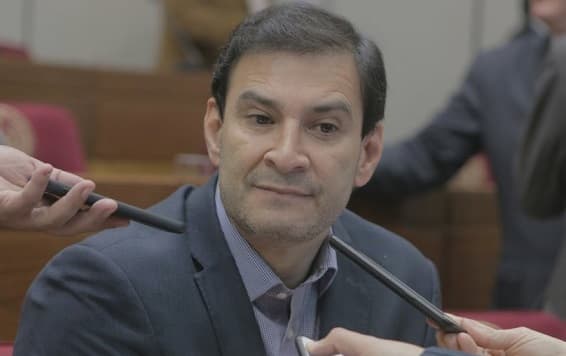 Ante amenaza de descuentos, senadores asisten puntuales a sesión