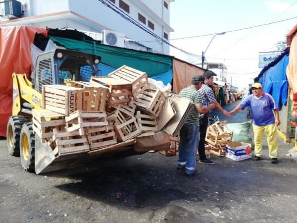 Nochebuena deja más de mil toneladas de basura