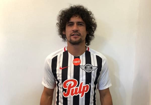 Cáceres llega a Libertad y se habla de otros refuerzos