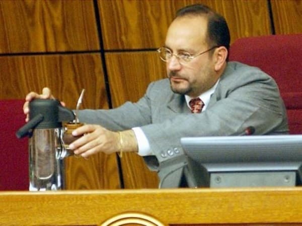 “Cachito” Salomón es nuevo presidente del Senado