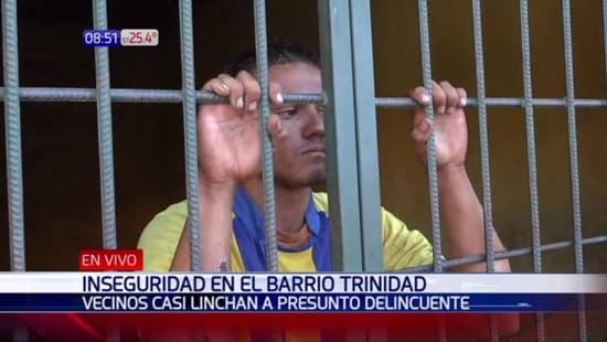 Vecinos linchan a sindicado de robar una motocicleta