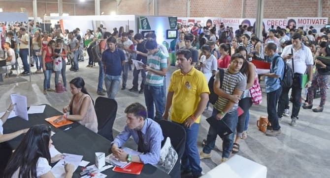 Presentan proyecto de ley para pagar a desempleados