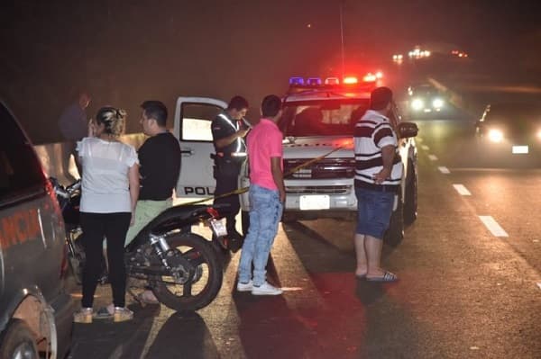 Transeúnte muere arrollado y conductor se da a la fuga