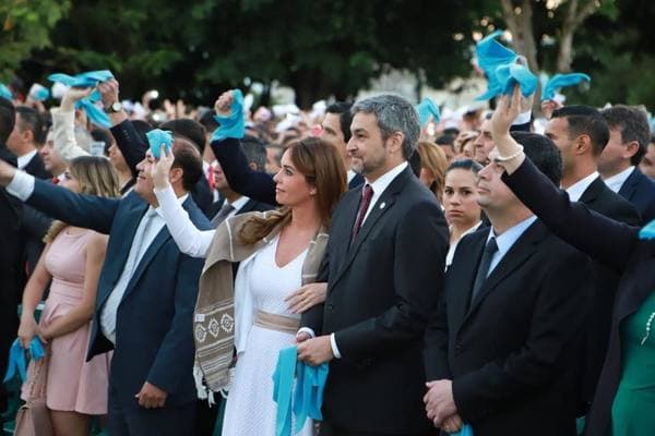 Presidente Mario Abdo Benítez participa de la misa central de Caacupé