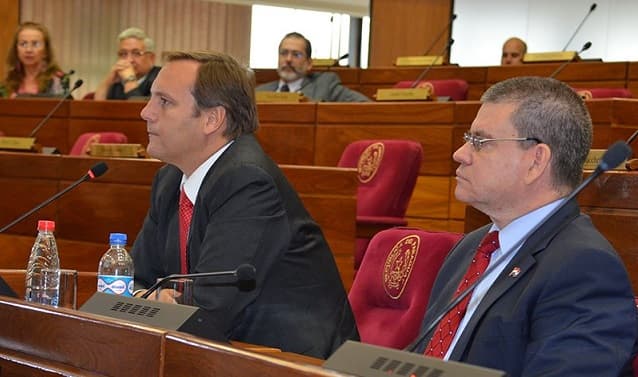 López Moreira negó conocer actividad de Messer pero lo acompañó en viaje