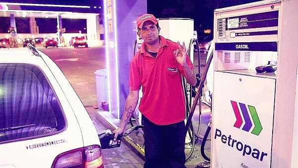 Petropar regala combustible durante este sábado