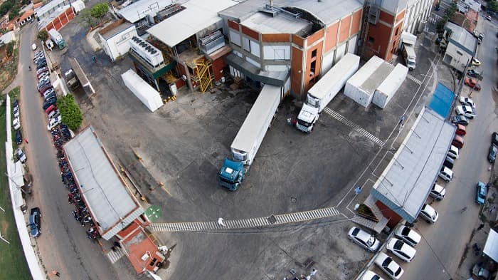 Frigorífico implementa tecnología para reducir crueldad en faena