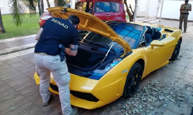 Senad entrega Lamborghini y otros vehículos de "Cucho"