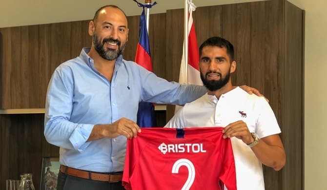 Cerro presenta a Alberto Espínola como nuevo refuerzo