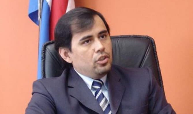 Juez suspendido renunciará y critica al Jurado