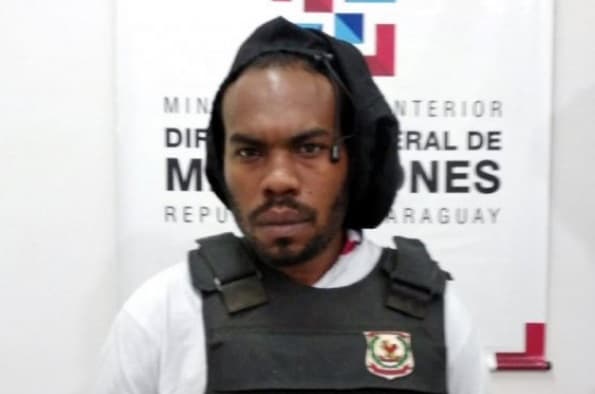 Ministro denuncia a juez que liberó a miembro de grupo criminal