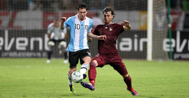 En Barrio Obrero esperan a Amorebieta y buscan lateral