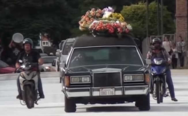 Al son de una batucada despiden al “Rey Momo”