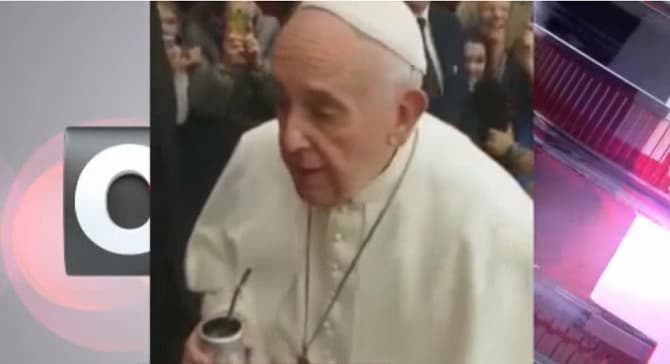 Papa Francisco pide chipa a paraguayo en Roma