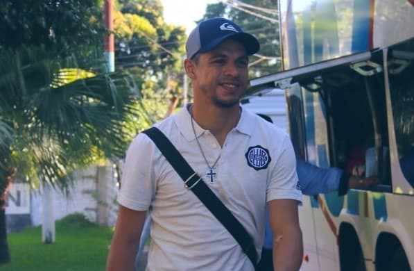 Rodrigo Rojas goza al volver a su casa