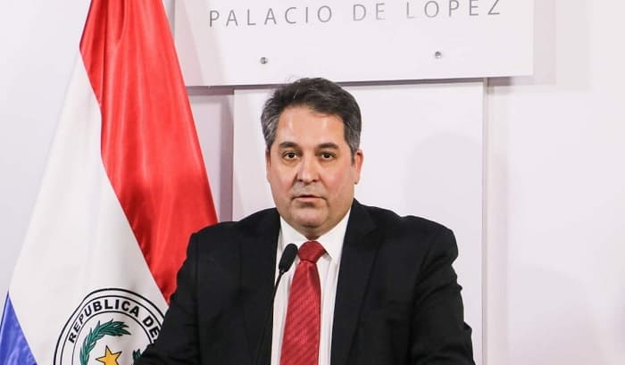 Abdo Benítez quiere que Dinac sea opción para el Servicio Militar