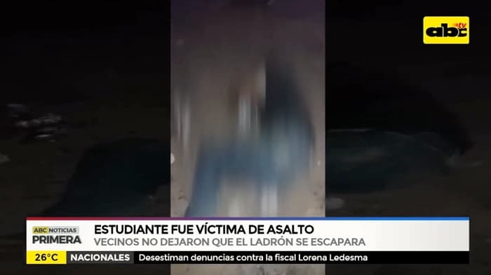 Arrollan y golpean a joven sospechoso de asalto a estudiante