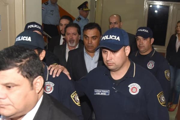 Díaz Verón deja Viñas Cué y cumplirá arresto domiciliario