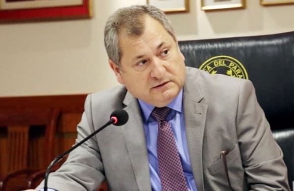 Jiménez Rolón admite reunión de ministros de la Corte con Peña