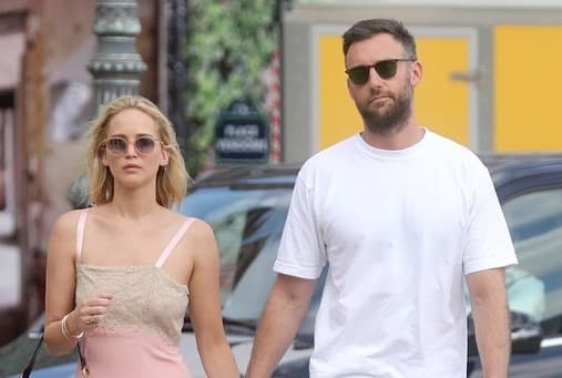 Jennifer Lawrence confirma su compromiso con Cooke Maroney