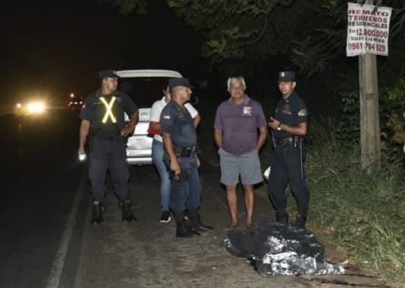 Hallan cuerpo sin vida de hombre al costado de Acceso Sur