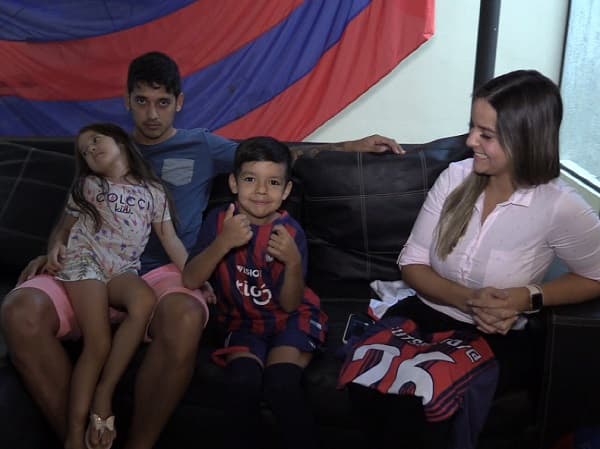 El niño que no se "para de emocionar" habla de su pasión por el Ciclón