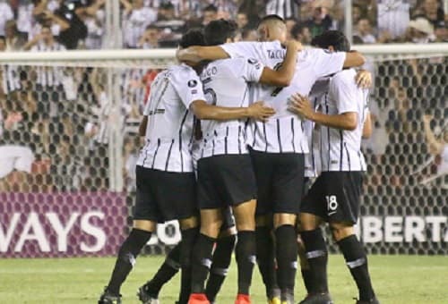 River Plate se enfrenta a Libertad este sábado