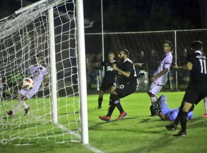 Libertad y River sellan igualdad