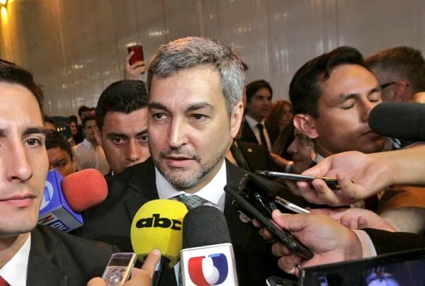 Abdo Benítez asegura que no darán chapa a Quintana