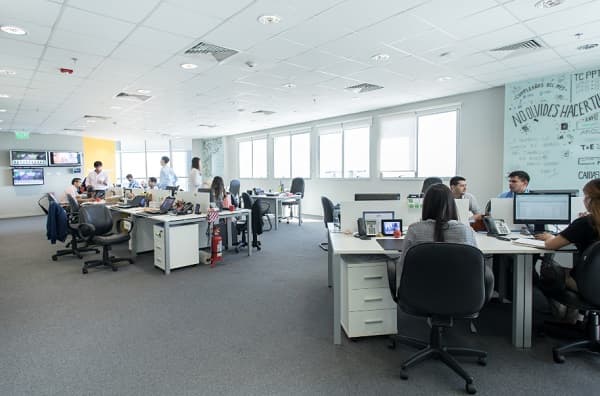 Empresa recibe reconocimiento por óptimas condiciones laborales