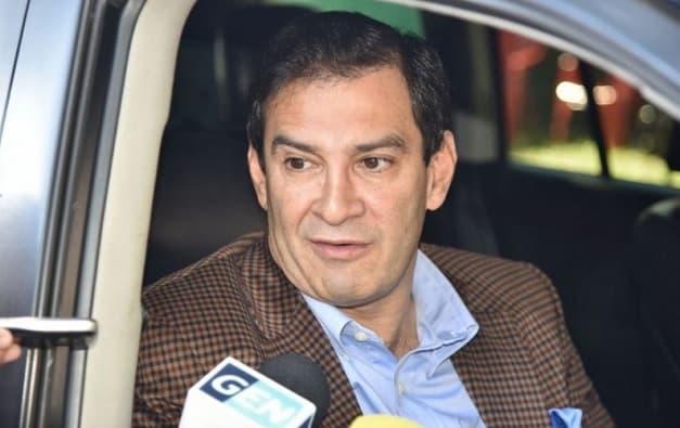 “Nos volvimos travestis en la política”, afirma Ovelar