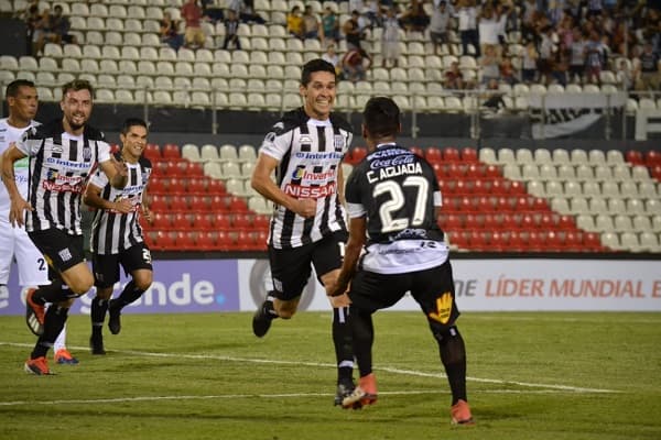 Santaní debuta con empate en la Sudamericana