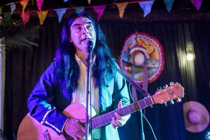 Cantante puede ir a la cárcel por sus declaraciones, según fiscal