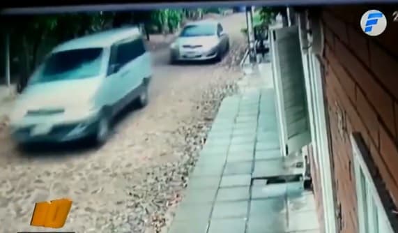 Niñas baleadas: Policías dicen que buscaban a robacoches