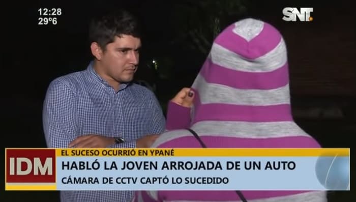 Habla mujer que se lanzó de auto para evitar abuso