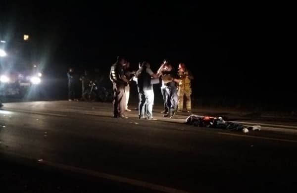 Motociclista muere tras ser arrollado en Remansito