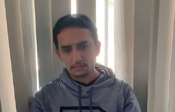 Se entrega sospechoso de asesinar y enterrar a su pareja