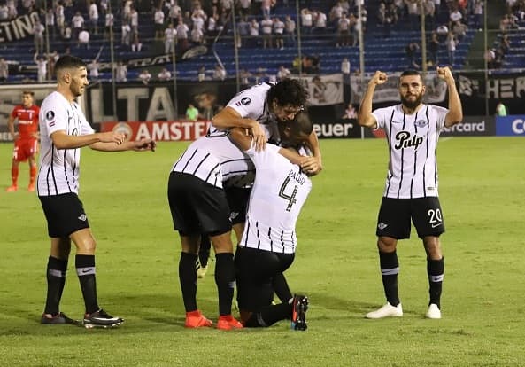 Dos partidos se disputarán esta noche