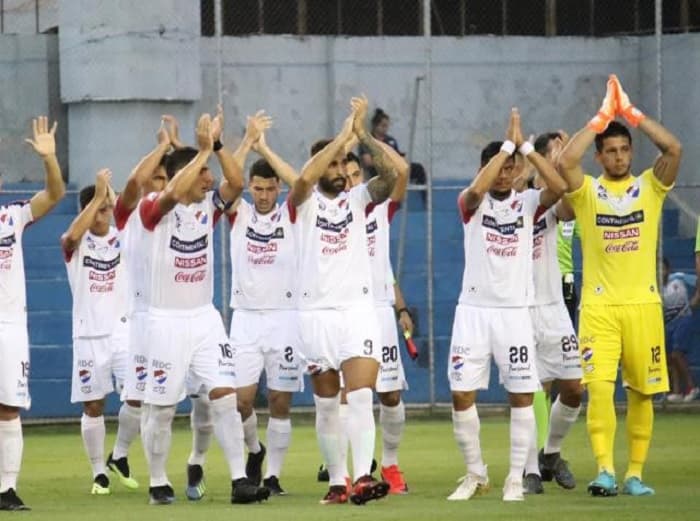 Nacional supera a General Díaz en el debut de Bobadilla como técnico
