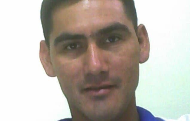 Apuñalan a policía para robar su cámara fotográfica