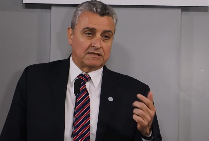 Ministro niega hecho de tortura en comisaría