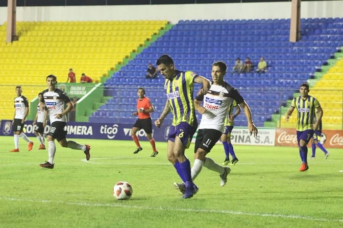 Deportivo Capiatá y General Díaz empatan en el Erico Galeano